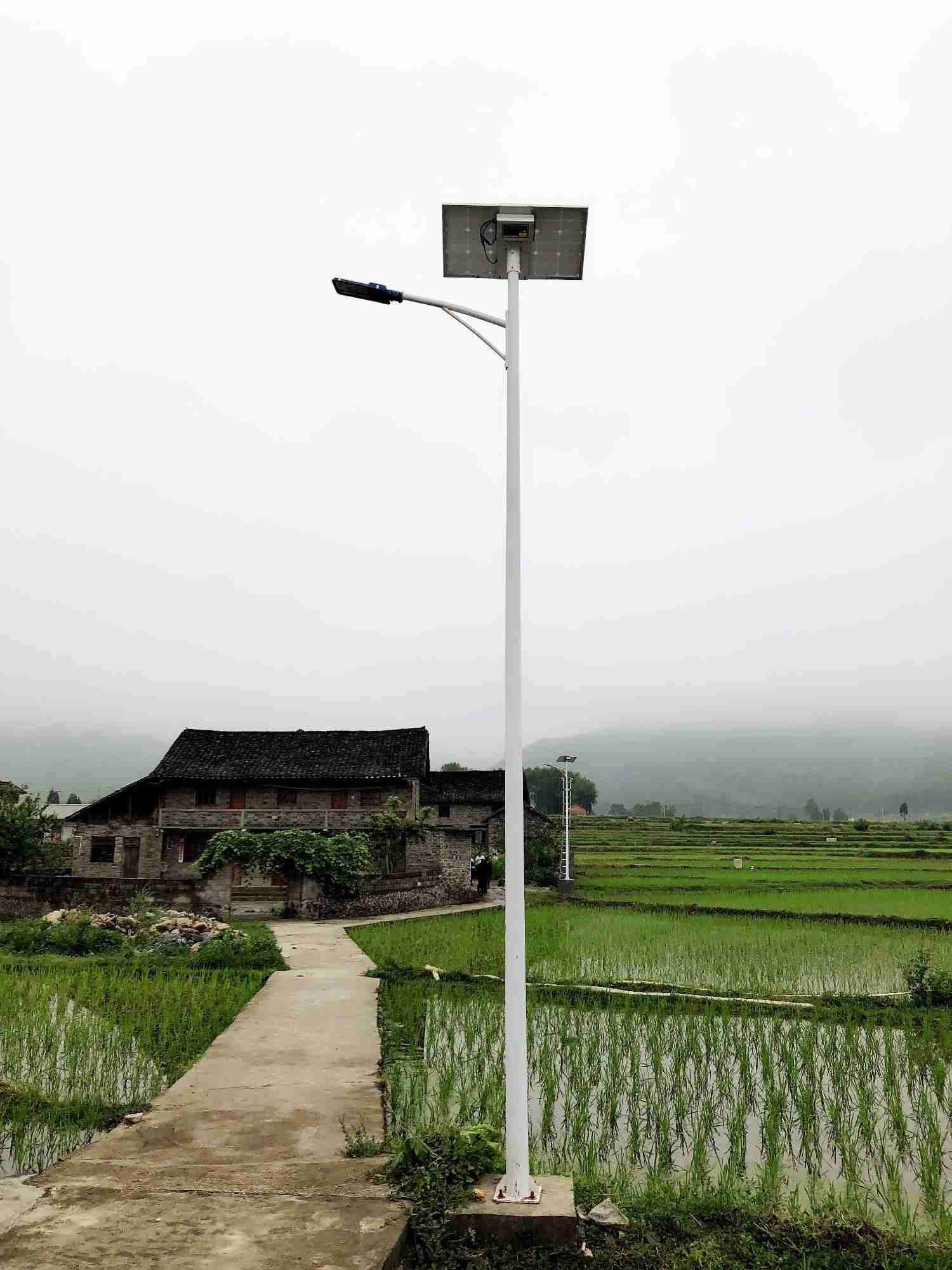 贵州龙里太阳能扶贫项目