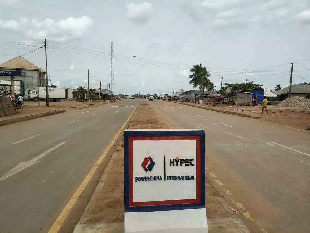 日利亚奥贡州Lusada-Igbesa公路